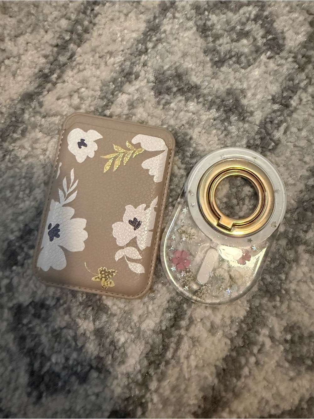 MagSafe Beige Floral Card Wallet with Clear Gold Ring Phone Grip